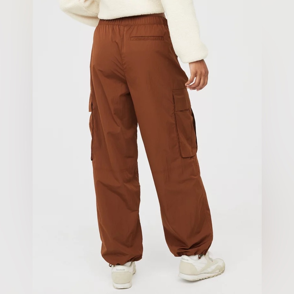 Offline Aerie Baggy Cargo Parachute Pants XL Short Brown Elastic Lightweight NWT - Picture 2 of 11